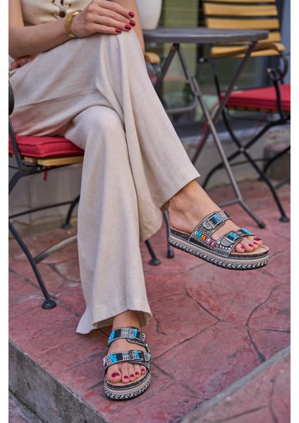 Siyah Kadın Taş ve Boncuk Detaylı Tokalı Platform Terlik modelleri