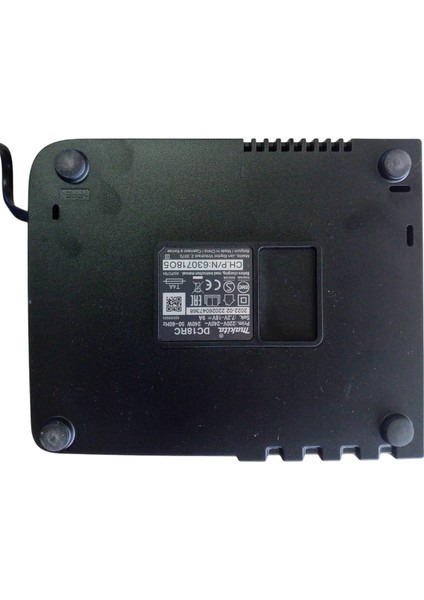DC18RC Li-Ion Hızlı Şarj Cihazı 7.2V - 18V - Orijinal Kutusu Yok