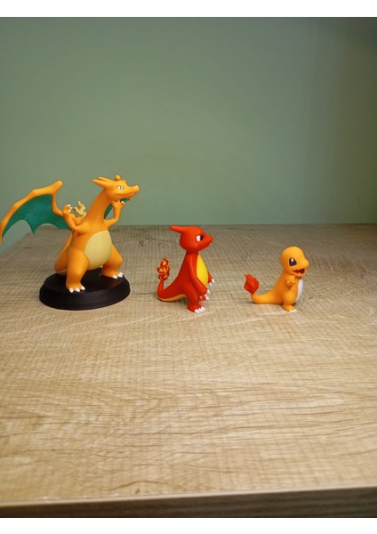 STARLAB3DSTUDIOS Pokemon 3'lü Set (Charizard, Charmeleon, Charmender)