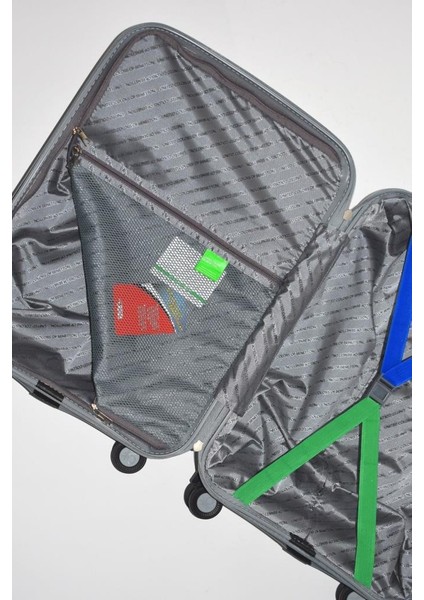 Benetton Orta Boy %100 Polipropilen Valiz Gri Bnt2000 fırsatları