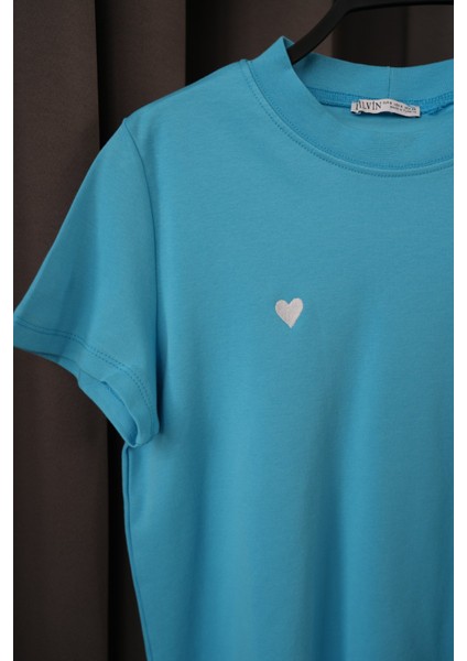 Kalp Işlemeli Basic Tshırt modelleri