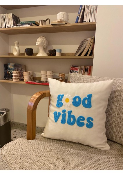 Good Vibes Işlemeli Pamuklu 43X43CM Kırlent Yastık Kılıfı - Punch Işlemeli Yastık Kılıfı