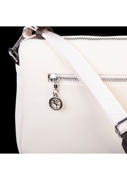 Günlük Çok Gözlü Çanta (En: 26 cm ; Boy:17 Cm) Krem Kahve Lacste modelleri