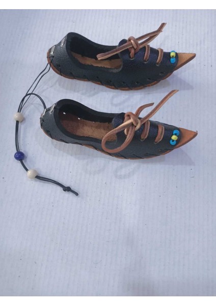 Araba Dikiz Aynası Süsü Ev Dekorasyonu Dolap Süsü Hediyelik Otantik Hakiki Deri Çarık fiyatları