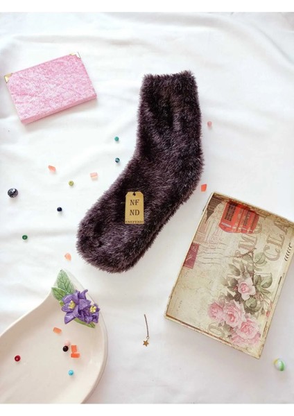 2 Çift Tüylü Kışlık Termal Patik Dikişsiz Çorap Erkek Kadın Ev-Parti Çorabı Gülkurusu Füme 36-41. fırsatları