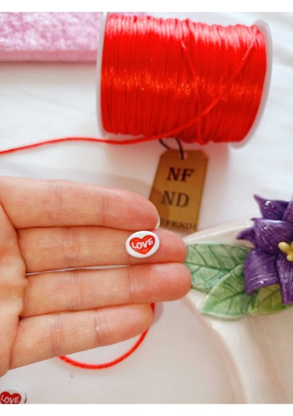 ENEFENDİ 4 Metre Floş Ip Sıçan Kuyruğu Kalınlığı 2mm Kırmızı Bileklik Takı Hediyelik Ipi ve 10 Love Boncuk fiyatları