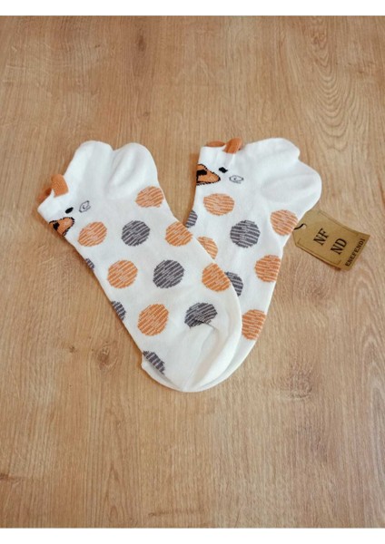 Kulaklı Pamuklu Puantiyeli Krem Patik Çorap Desenli Çorabı 36-40 indirimleri