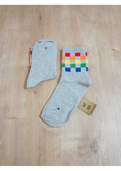Kareli Desenli Pamuklu Yumuşak Çorap Arakonç Kadın Gri Soket Çorabı 36-40 fiyatları