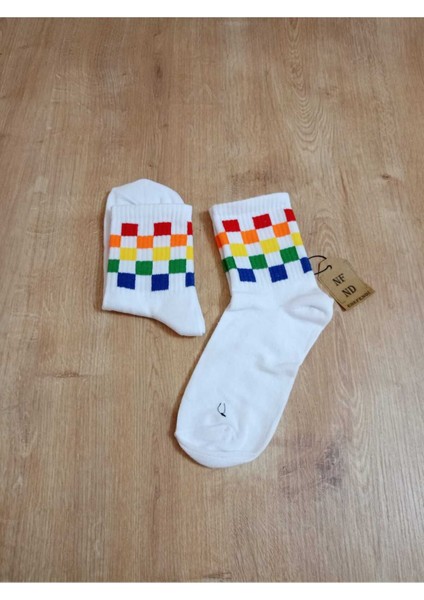 Kareli Desenli Pamuklu Yumuşak Çorap Arakonç Kadın Beyaz Soket Çorabı 36-40 fiyatları