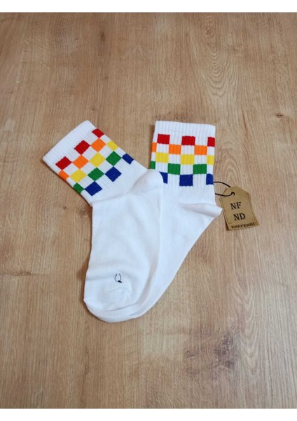 Kareli Desenli Pamuklu Yumuşak Çorap Arakonç Kadın Beyaz Soket Çorabı 36-40 indirimleri