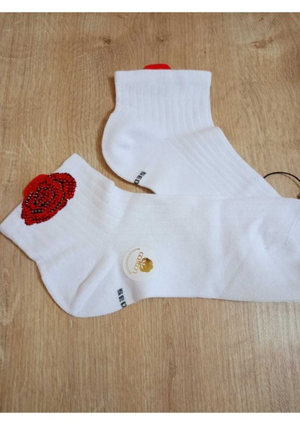 Gül Taşlı Pamuklu Burun Dikişsiz Kokulu Likralı Kısa Konç Çorap Beyaz Kadın Çorabı 36-40 modelleri