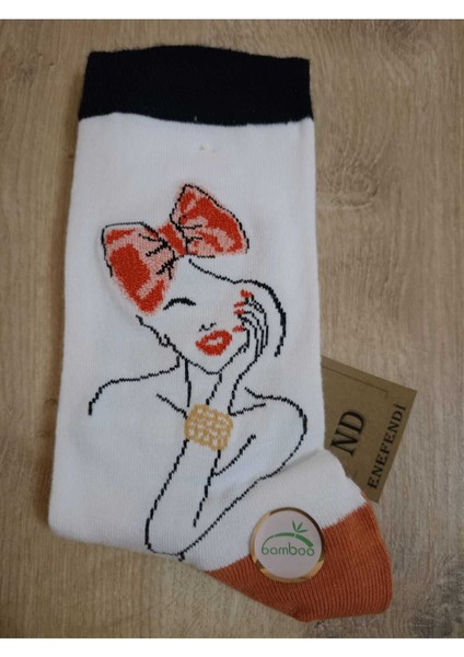 Bambu Kadın Çorabı Kadın Desenli Beyaz Yumuşak Çorap 36-40