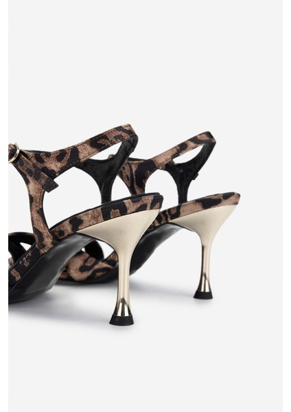 Kadın Vegan Leopar Topuklu Ayakkabı 932 3930 Bn Ayk Y25 Leopar Saten fırsatları