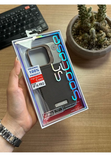 iPhone 14 Pro Standlı Karbon Kılıf SOOCASE624