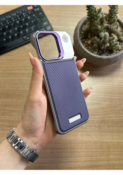 iPhone 16 Pro Max Standlı Karbon Kılıf SOOCASE624