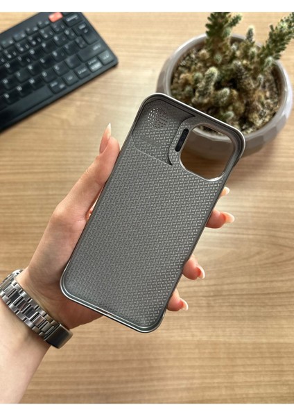 iPhone 12/12 Pro Standlı Karbon Kılıf SOOCASE624
