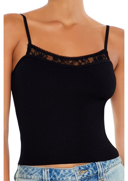 Dantel Detaylı Triko Askılı Atlet modelleri