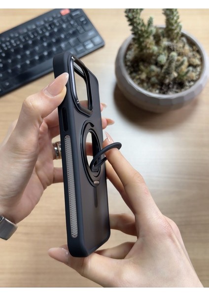 iPhone 15 Pro Max Standlı ve Yüzüklü Magsafe Kılıf SOOCASE721