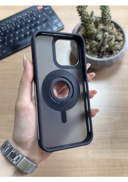 iPhone 15 Pro Max Standlı ve Yüzüklü Magsafe Kılıf SOOCASE721