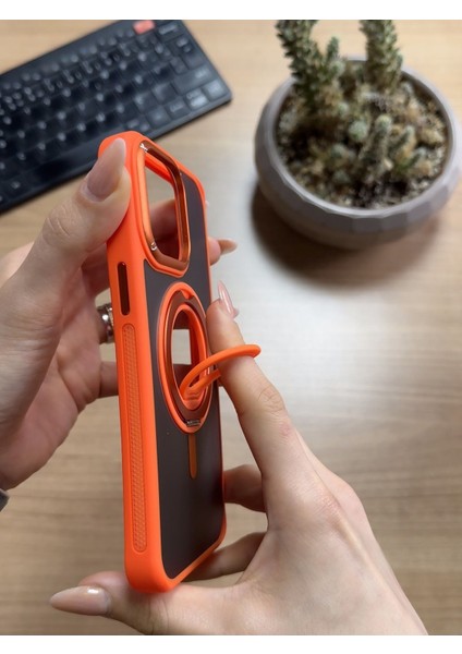 iPhone 15 Pro Max Standlı ve Yüzüklü Magsafe Kılıf SOOCASE721
