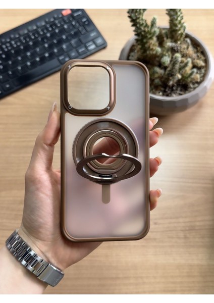 iPhone 15 Pro Max Standlı ve Yüzüklü Magsafe Kılıf SOOCASE721