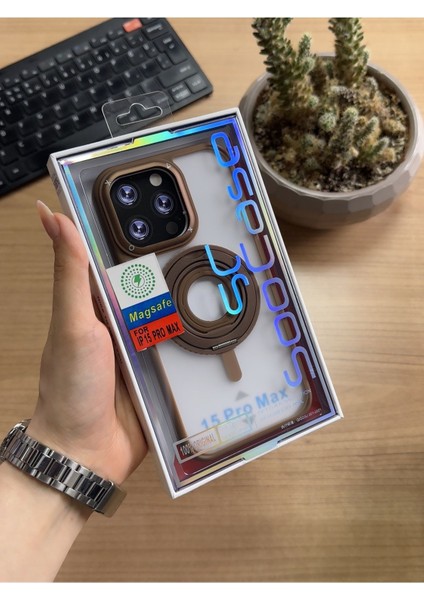 iPhone 15 Pro Max Standlı ve Yüzüklü Magsafe Kılıf SOOCASE721