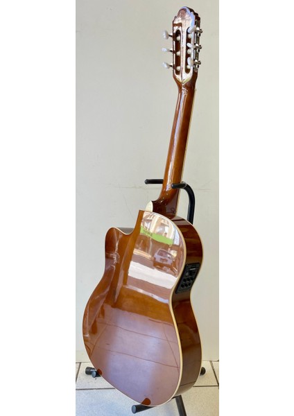 Ince Kasa Elektro Klasik Gitar