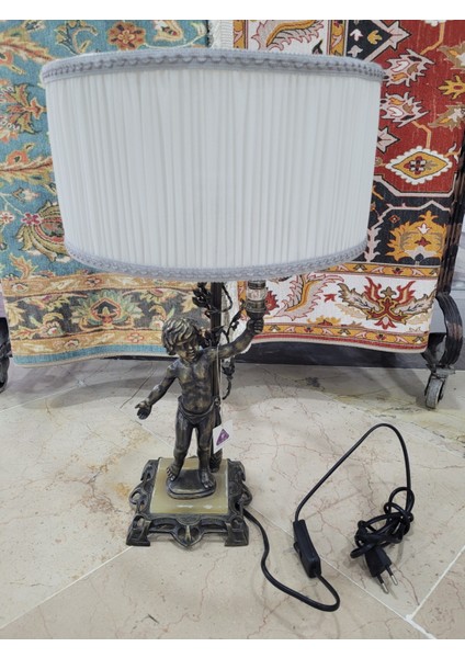 48CM Fener Tutan Melek Figürlü Metal Abajur Kablolu Tuşlu Ampullü 1 Adet