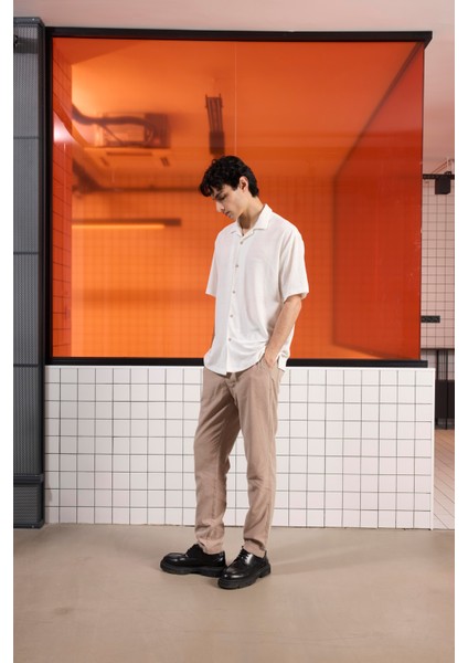 Apaj Yaka Kısa Kollu Erkek Gömlek fırsatları