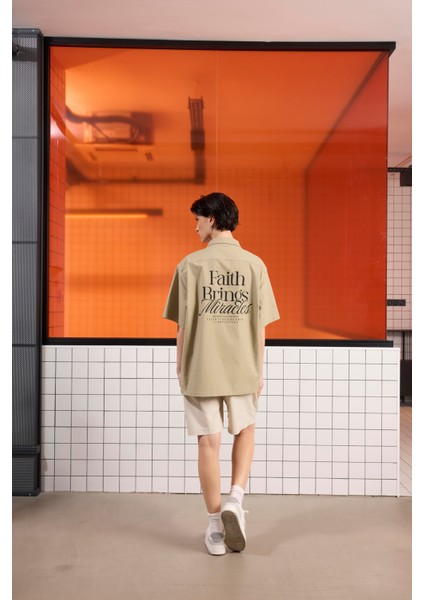 Apaj Yaka Oversize Baskılı Erkek Gömlek