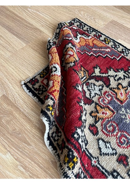 52X83 cm Küçük Boy El Dokuma Ender Nostaljik Kilim Yıkanabilir Kilim indirimleri
