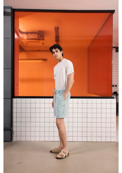 Beli Lastikli ve Bağcıklı Slim Fit Erkek Şort fiyatları