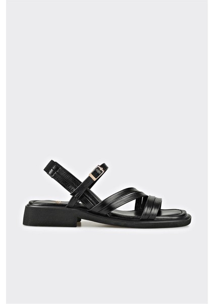 Siyah Deri Kadın Düz Sandalet