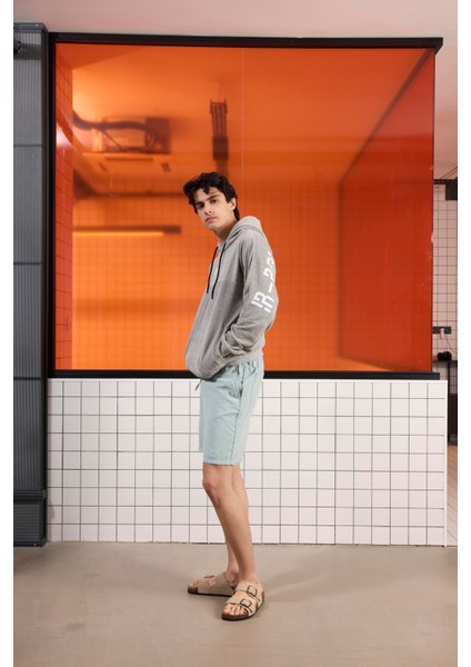 Kapüşonlu Baskı Detaylı Kadife Erkek Sweatshirt modelleri