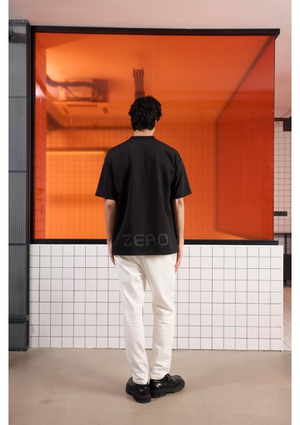 Bisiklet Yaka Ekstrafor Detaylı Erkek T-Shirt fırsatları