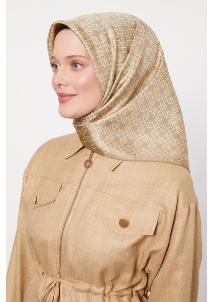 Gold Çizgili Sarmal Desen Twill Ipek Eşarp