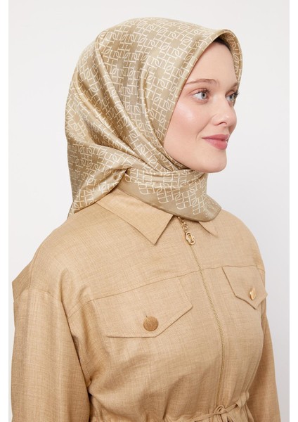 Gold Çizgili Sarmal Desen Twill Ipek Eşarp fiyatları