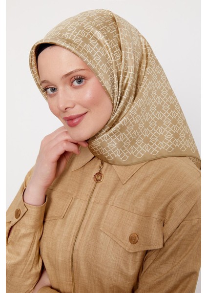 Gold Çizgili Sarmal Desen Twill Ipek Eşarp modelleri