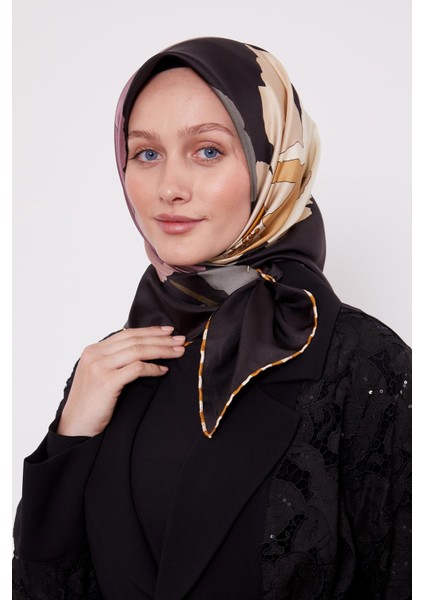 Siyah Çizim Çiçek Desen Twill Ipek Eşarp fırsatları