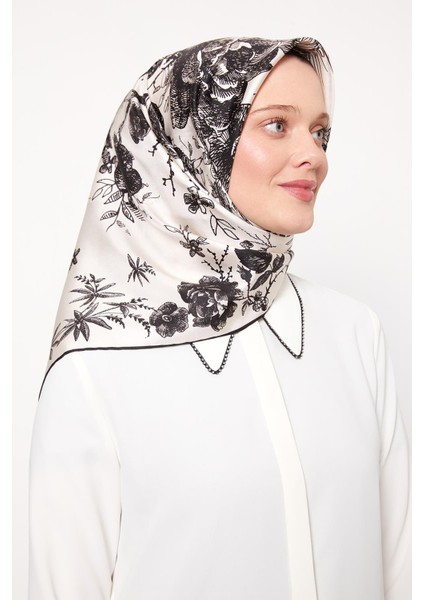 Ekru Soyut Gül Desen Twill Ipek Eşarp