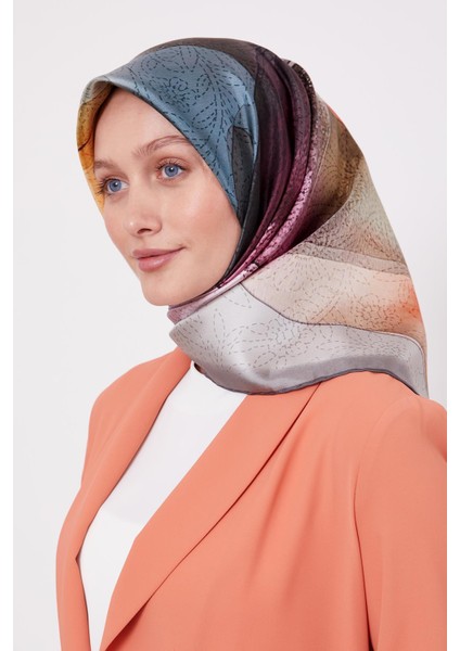 Füme Kesik Çiçek Desen Twill Ipek Eşarp
