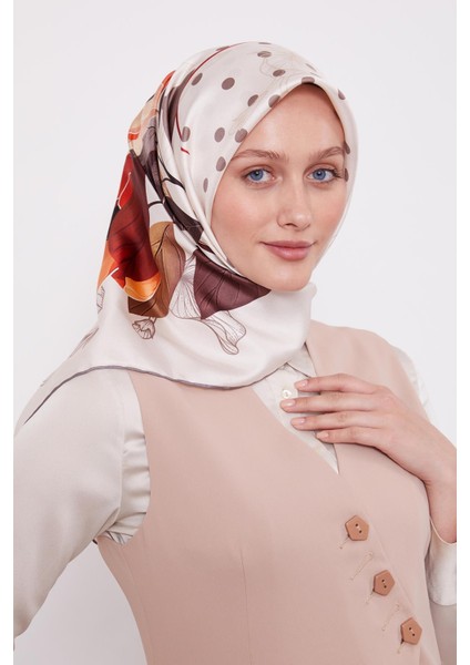 Bej Lotus Çiçek Desen Twill Ipek Eşarp
