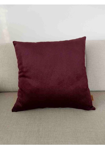 Crımson Embrace 45x45 Kırlent