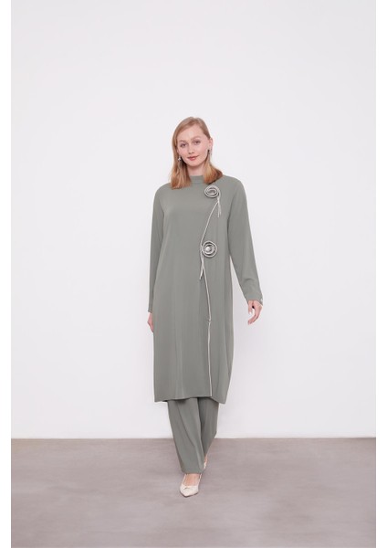 Haki Gül Taş Detaylı Tunik Takım