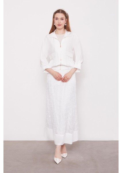 Beyaz Çiçek Dantelli Etek Takım