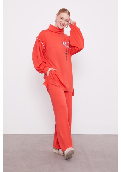 Kırmızı Inci Kol Detaylı Spor Takım fiyatları