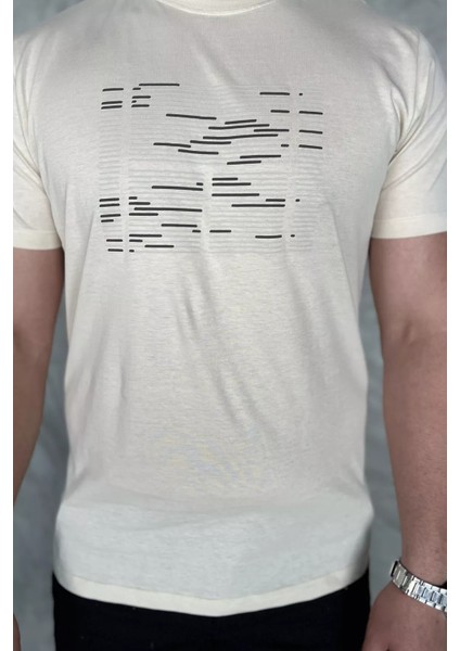 Bisiklet Yaka Ön Baskılı Erkek Tişört P-00016831 fırsatları