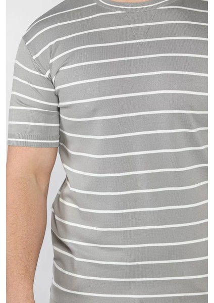 Erkek Bisiklet Yaka Çizgili Triko Tişört P-00015983 fırsatları