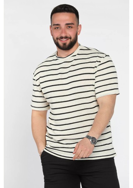 Bisiklet Yaka Çizgi Desenli Erkek Tişört P-00016828