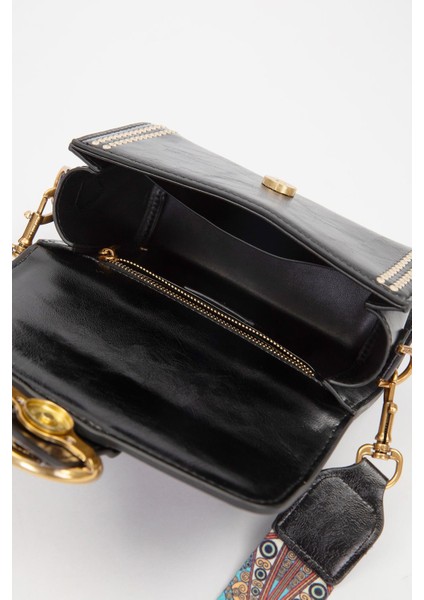 Siyah Benek Detay Omuz Çantası fırsatları